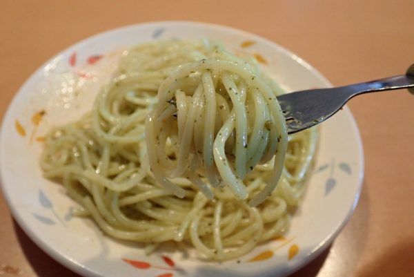 百均浪漫◆Latino 早ゆでスパゲッティ。調理したらゴクゴク普通のスパゲッティ。