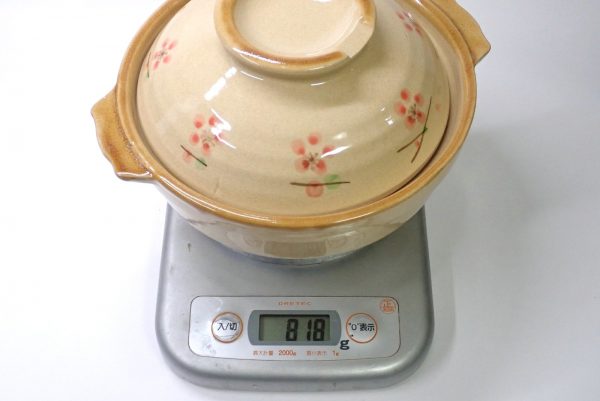 百均浪漫◆一人用土鍋、108円！重さ測定。
